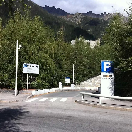 Le Carlton Lägenhet *